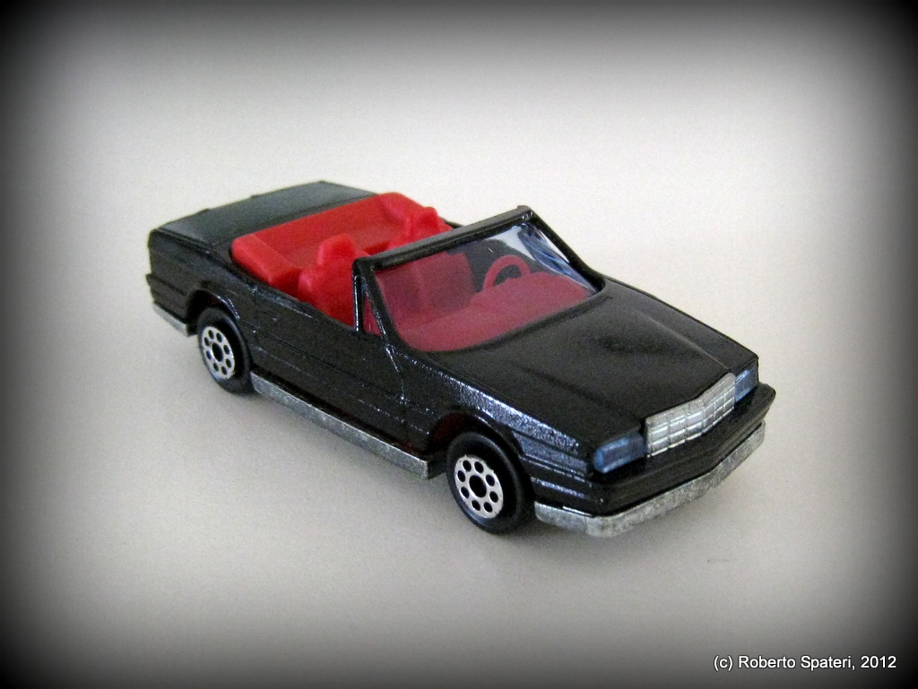 Majorette Cadillac Allante (n.253)